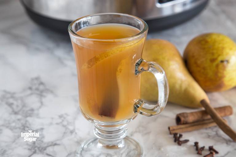 Slow-Cooker-Spiced-Pear-Cider-imperial-768x511.jpg