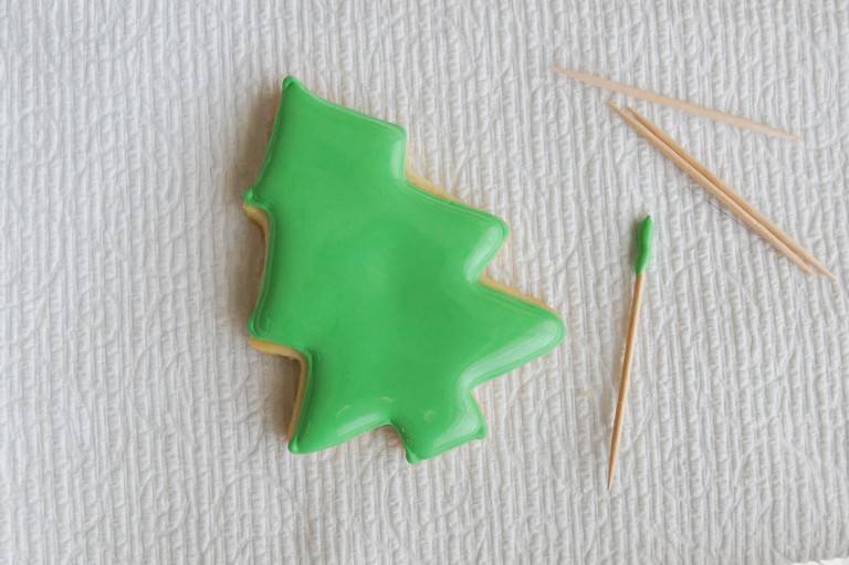 christmas-tree-cookie-platter-tree-flood-768x511.jpg