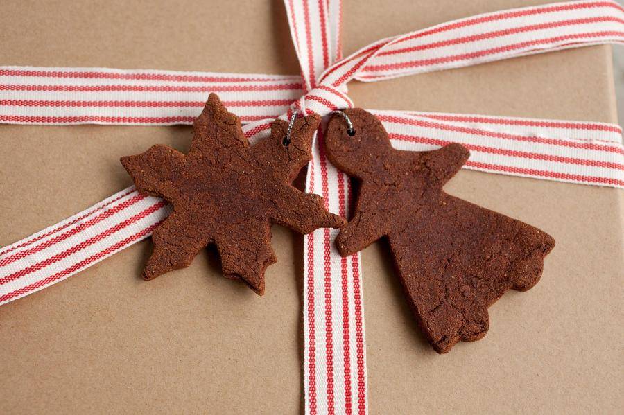 Cinnamon-Sugar-Ornaments-on-package.jpg