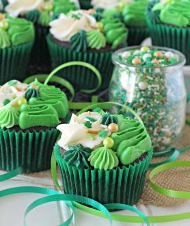 St. Patrick’s Day Irish Cream Chocolate Cupcakes