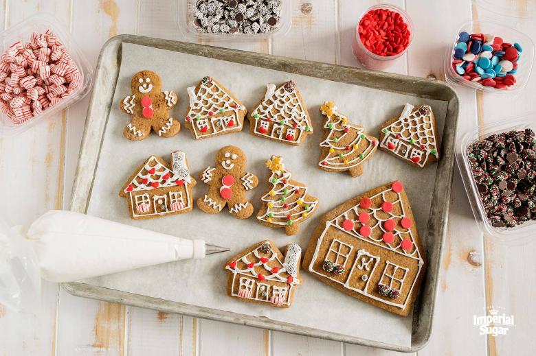 Flat Gingerbread Houses 