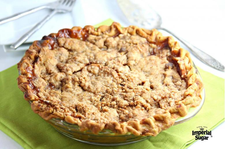 Apple Pie with Crumble Topping