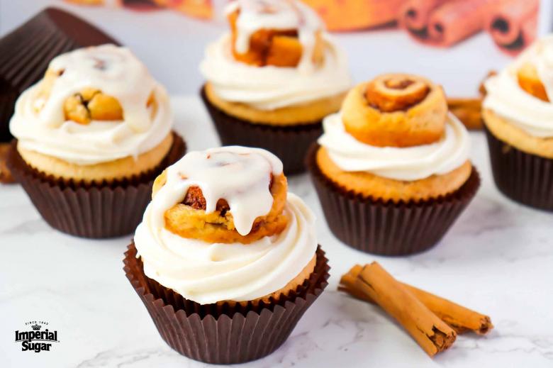 Cinnamon Roll Cupcakes Imperial 