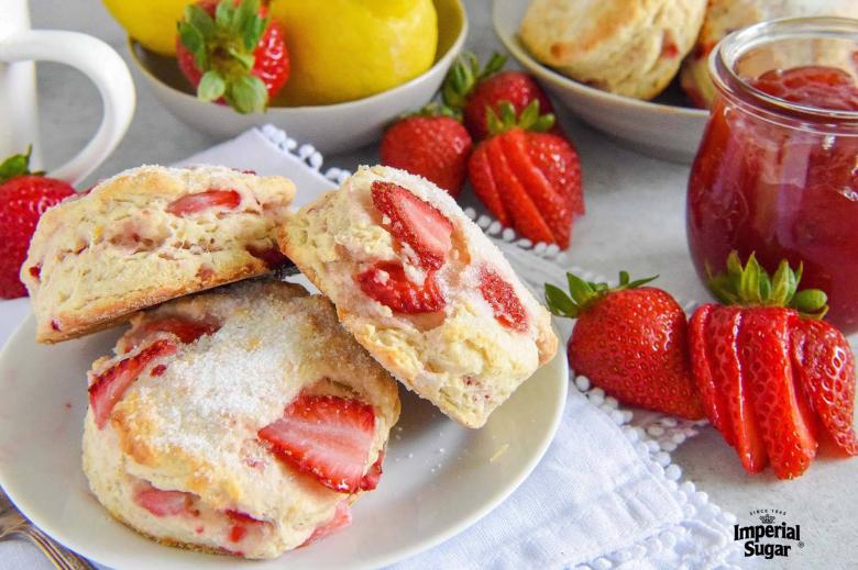Strawberry Biscuits 