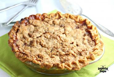 Apple Pie with Crumble Topping