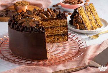 Brown Sugar Pecan Cake with Chocolate Ganache Imperial 