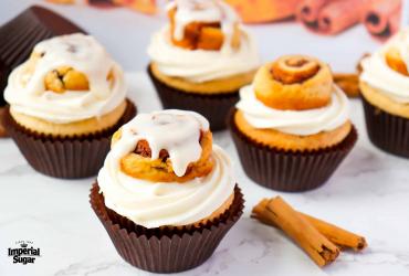 Cinnamon Roll Cupcakes Imperial 