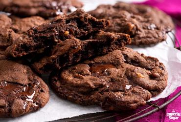 Double Chocolate Chunk Cookies Imperial 