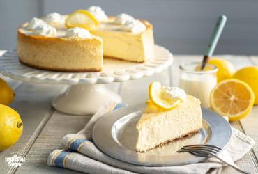 Reduced Fat Creamy Lemon Cheesecake