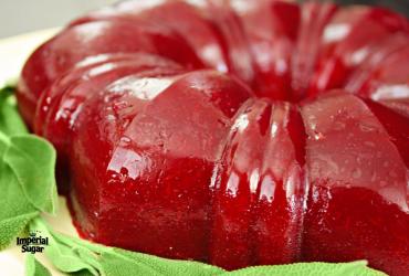 Slightly Spicy Cranberry Mold